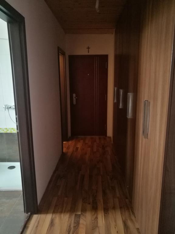 Apartment Maximilian Bratislava Exterior photo