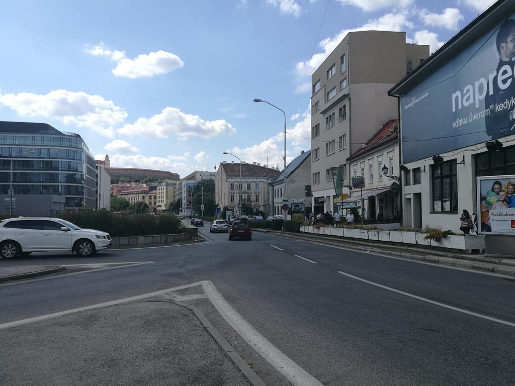Apartment Maximilian Bratislava Exterior photo